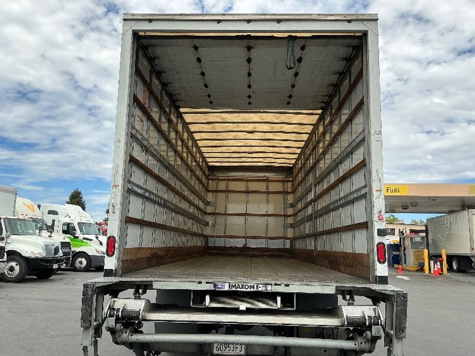 Medium Duty Box Truck-Light and Medium Duty Trucks-Freightliner-2019-M2-West Sacramento-CA-390,939\n\t\tmiles-$ 23,500 - Image 8