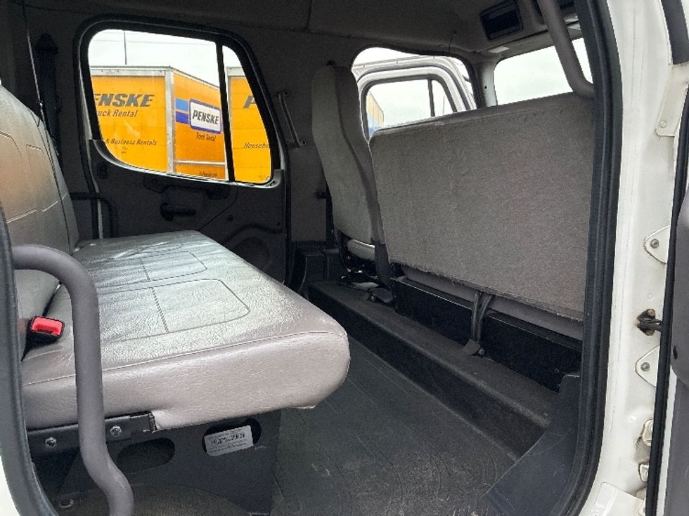 Medium Duty Box Truck-Light and Medium Duty Trucks-Freightliner-2019-M2-West Sacramento-CA-68,372\n\t\tmiles-$ 70,000 - Image 26