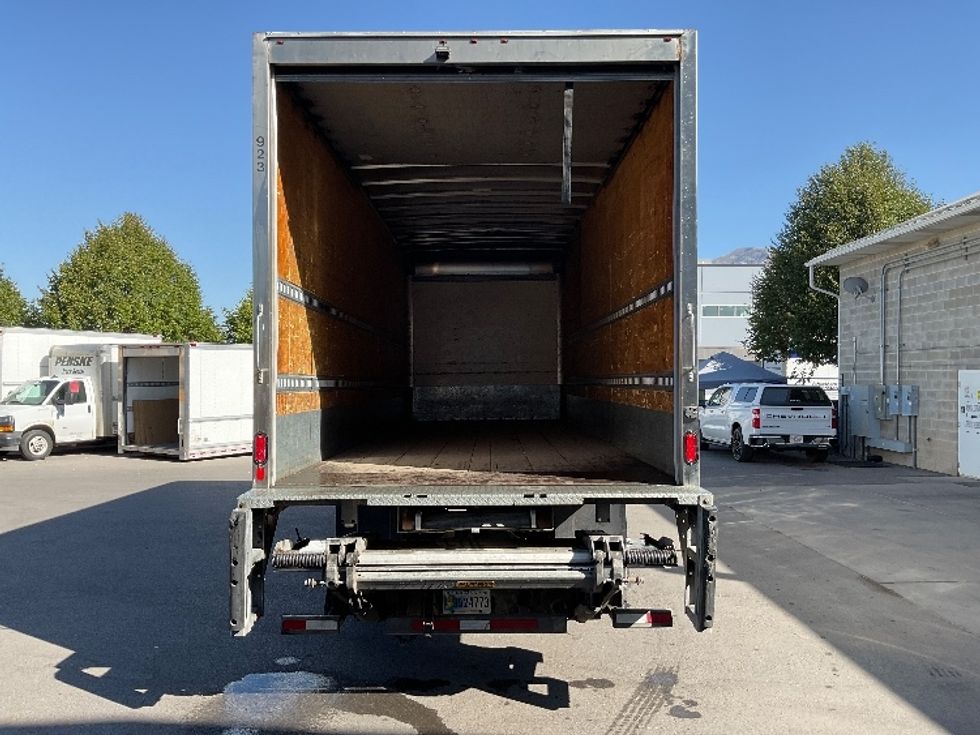 Medium Duty Box Truck-Light and Medium Duty Trucks-Freightliner-2019-M2-West Valley City-UT-107,687\n\t\tmiles-$ 60,750 - Image 8