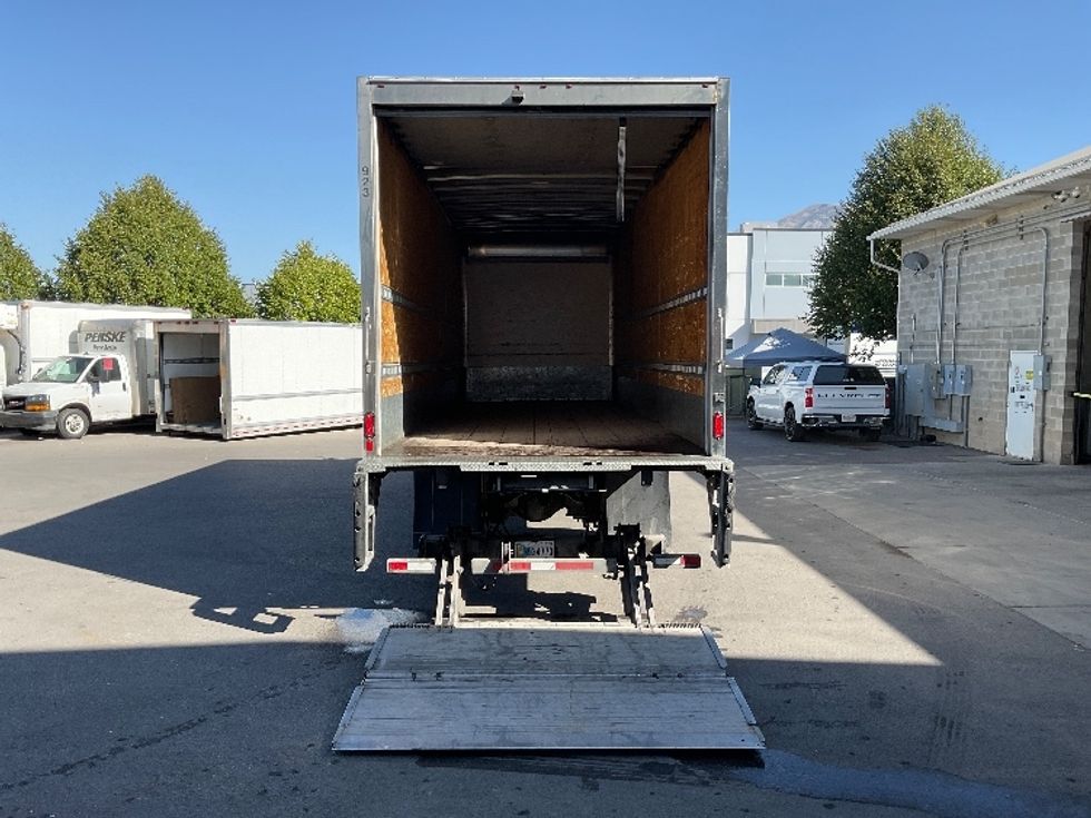 Medium Duty Box Truck-Light and Medium Duty Trucks-Freightliner-2019-M2-West Valley City-UT-107,687\n\t\tmiles-$ 60,750 - Image 9