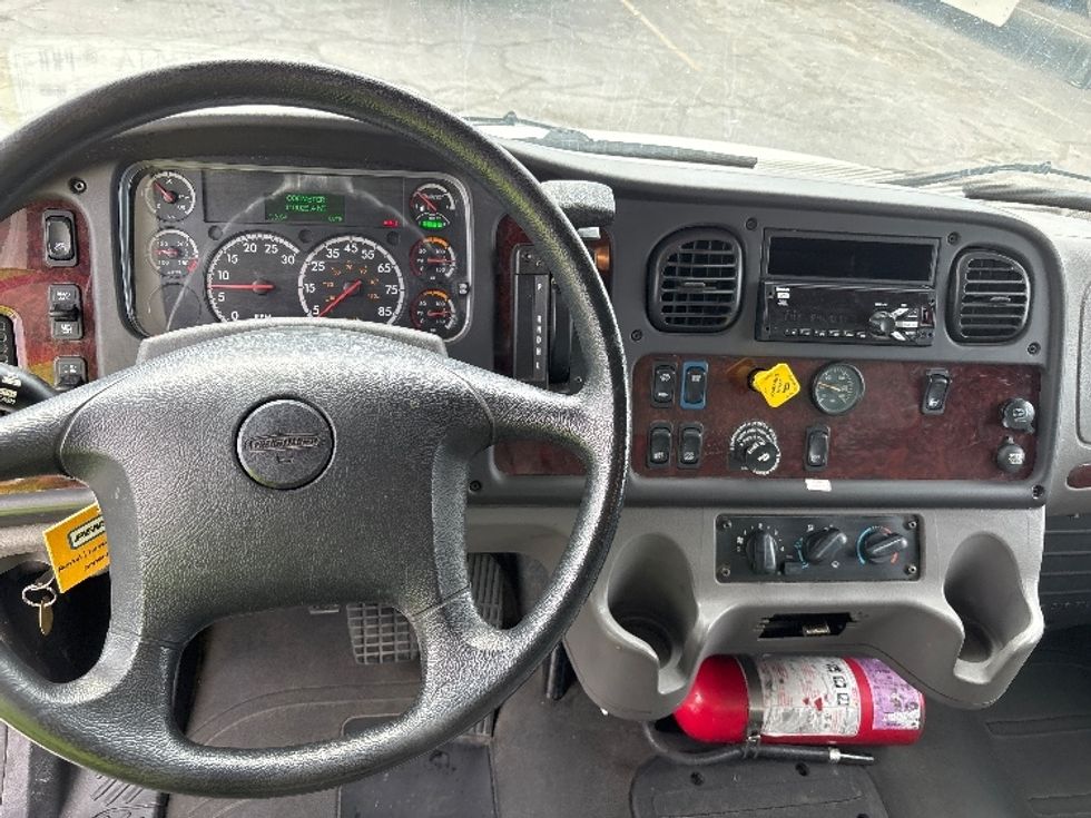 Medium Duty Box Truck-Light and Medium Duty Trucks-Freightliner-2019-M2-West Valley City-UT-110,023\n\t\tmiles-$ 56,250 - Image 18