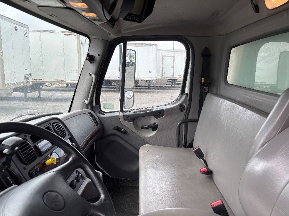Medium Duty Box Truck-Light and Medium Duty Trucks-Freightliner-2019-M2-West Valley City-UT-110,023\n\t\tmiles-$ 56,250 - Image 19