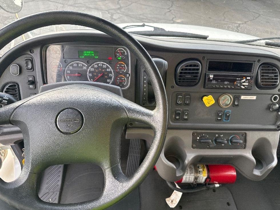 Medium Duty Box Truck-Light and Medium Duty Trucks-Freightliner-2019-M2-West Valley City-UT-123,750\n\t\tmiles-$ 58,500 - Image 18