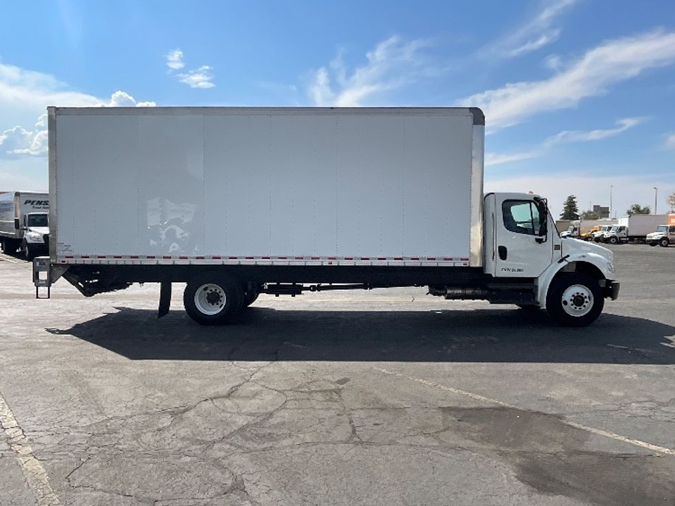 Medium Duty Box Truck-Light and Medium Duty Trucks-Freightliner-2019-M2-West Valley City-UT-23,982\n\t\tmiles-$ 66,500 - Image 15
