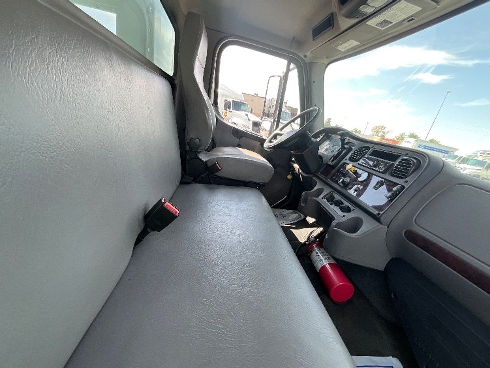 Medium Duty Box Truck-Light and Medium Duty Trucks-Freightliner-2019-M2-West Valley City-UT-23,982\n\t\tmiles-$ 66,500 - Image 22