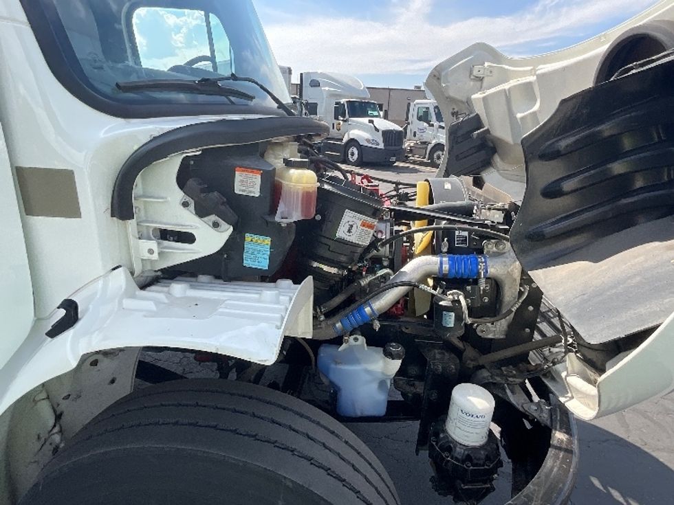 Medium Duty Box Truck-Light and Medium Duty Trucks-Freightliner-2019-M2-West Valley City-UT-23,982\n\t\tmiles-$ 66,500 - Image 23