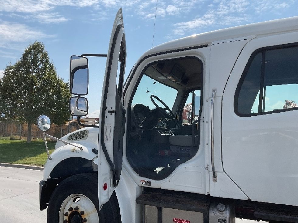 Medium Duty Box Truck-Light and Medium Duty Trucks-Freightliner-2019-M2-West Valley City-UT-78,052\n\t\tmiles-$ 69,500 - Image 14