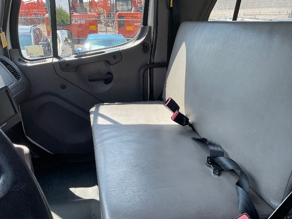 Medium Duty Box Truck-Light and Medium Duty Trucks-Freightliner-2019-M2-West Valley City-UT-78,052\n\t\tmiles-$ 69,500 - Image 17