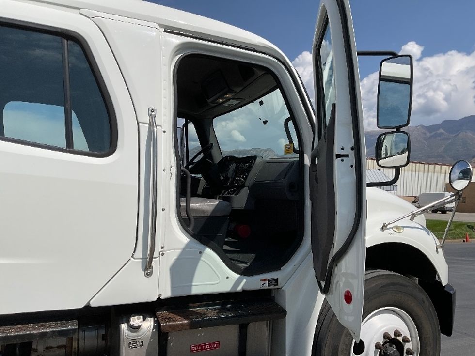 Medium Duty Box Truck-Light and Medium Duty Trucks-Freightliner-2019-M2-West Valley City-UT-78,052\n\t\tmiles-$ 69,500 - Image 18