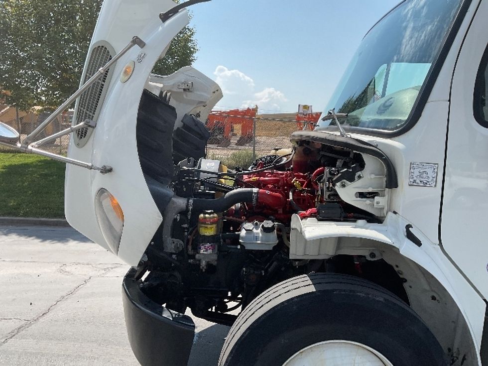 Medium Duty Box Truck-Light and Medium Duty Trucks-Freightliner-2019-M2-West Valley City-UT-78,052\n\t\tmiles-$ 69,500 - Image 22