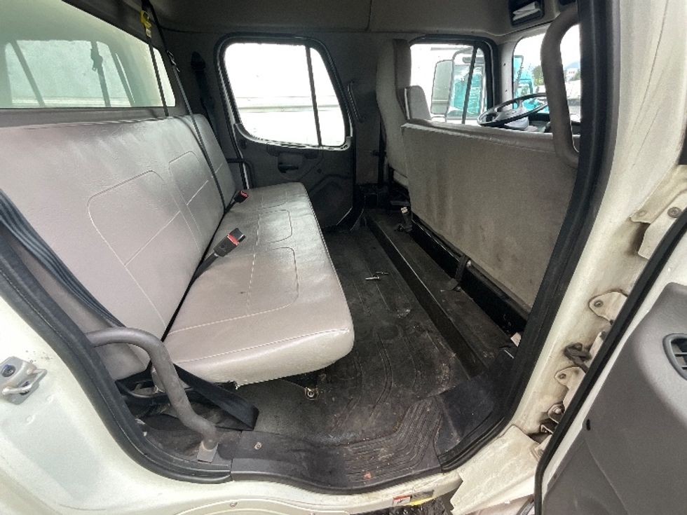 Medium Duty Box Truck-Light and Medium Duty Trucks-Freightliner-2019-M2-West Valley City-UT-78,184\n\t\tmiles-$ 69,500 - Image 28