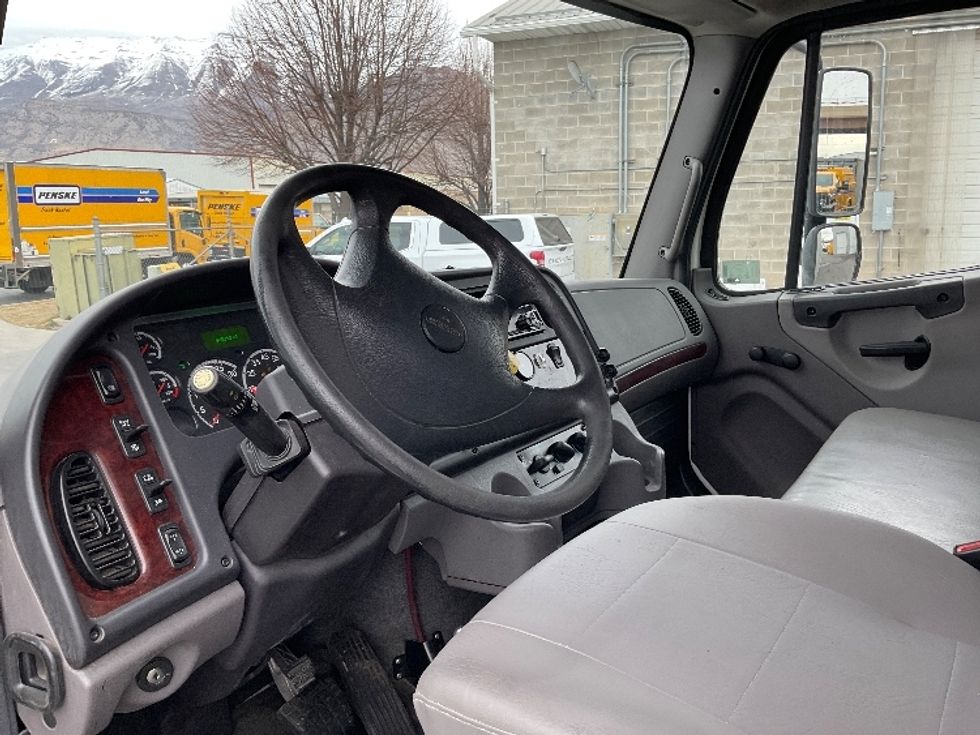 Medium Duty Box Truck-Light and Medium Duty Trucks-Freightliner-2019-M2-West Valley City-UT-98,817\n\t\tmiles-$ 50,000 - Image 16