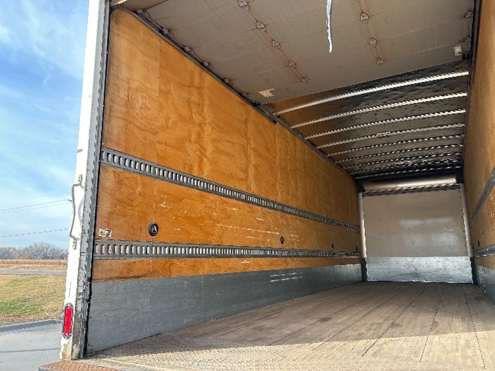 Medium Duty Box Truck-Light and Medium Duty Trucks-Freightliner-2019-M2-Wichita-KS-116,202\n\t\tmiles-$ 52,500 - Image 10