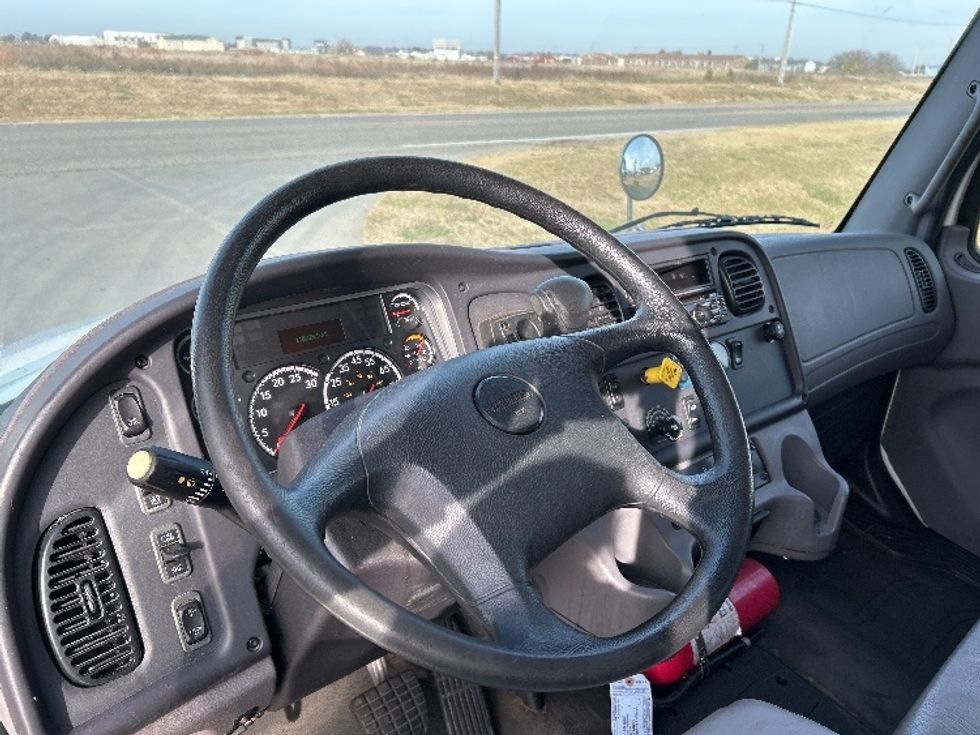 Medium Duty Box Truck-Light and Medium Duty Trucks-Freightliner-2019-M2-Wichita-KS-116,202\n\t\tmiles-$ 52,500 - Image 16