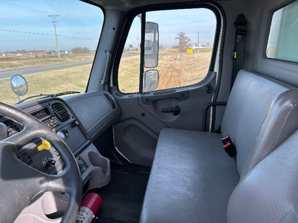 Medium Duty Box Truck-Light and Medium Duty Trucks-Freightliner-2019-M2-Wichita-KS-116,202\n\t\tmiles-$ 52,500 - Image 18