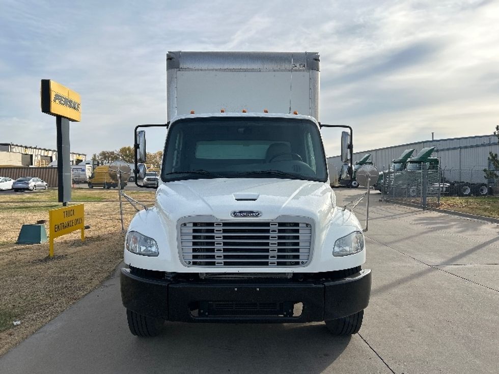 Medium Duty Box Truck-Light and Medium Duty Trucks-Freightliner-2019-M2-Wichita-KS-116,202\n\t\tmiles-$ 52,500 - Image 2