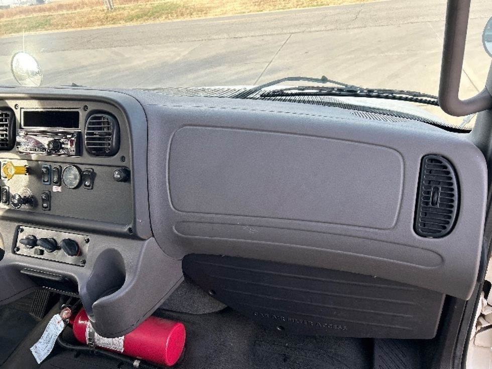 Medium Duty Box Truck-Light and Medium Duty Trucks-Freightliner-2019-M2-Wichita-KS-116,202\n\t\tmiles-$ 52,500 - Image 20
