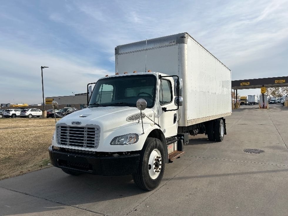 Medium Duty Box Truck-Light and Medium Duty Trucks-Freightliner-2019-M2-Wichita-KS-116,202\n\t\tmiles-$ 52,500 - Image 3