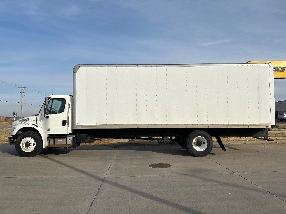 Medium Duty Box Truck-Light and Medium Duty Trucks-Freightliner-2019-M2-Wichita-KS-116,202\n\t\tmiles-$ 52,500 - Image 4