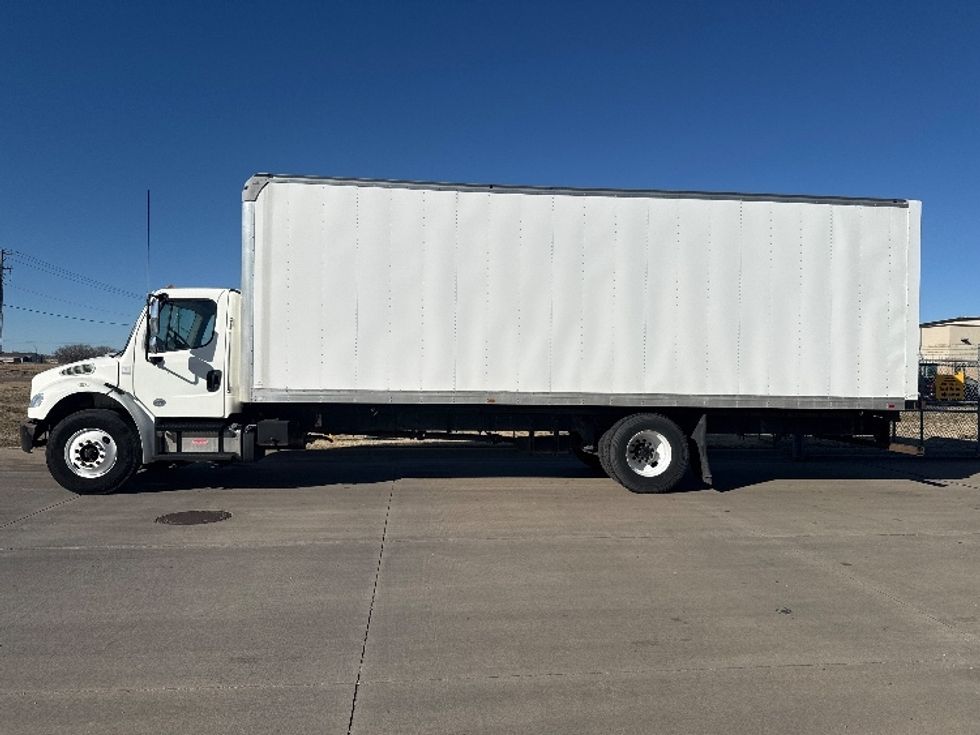 Medium Duty Box Truck-Light and Medium Duty Trucks-Freightliner-2019-M2-Wichita-KS-40,395\n\t\tmiles-$ 59,500 - Image 4