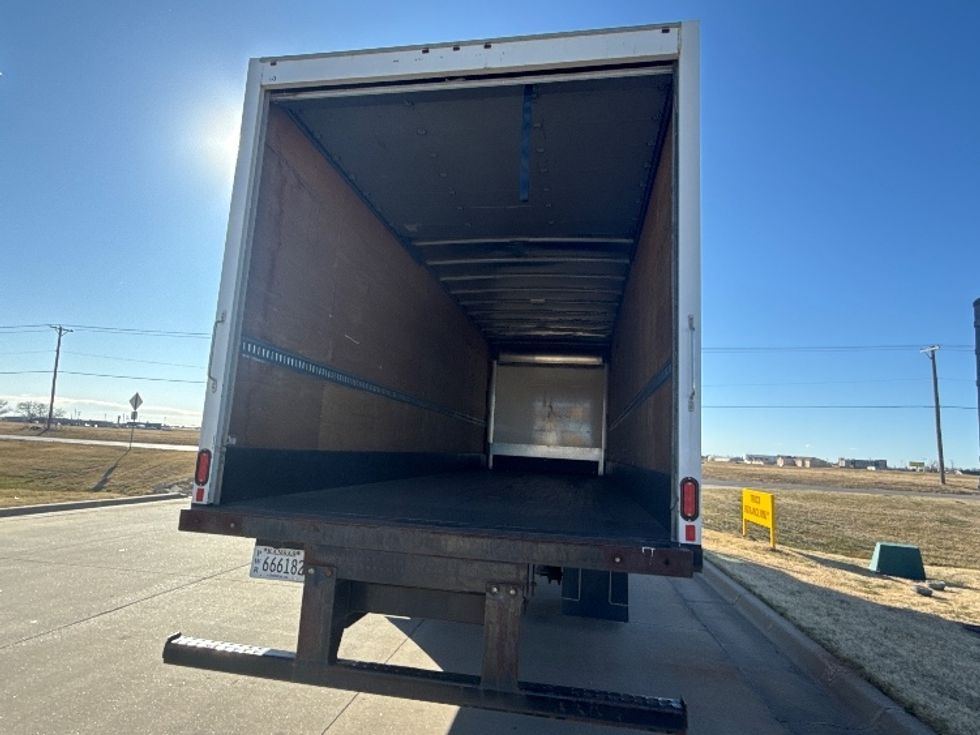 Medium Duty Box Truck-Light and Medium Duty Trucks-Freightliner-2019-M2-Wichita-KS-40,395\n\t\tmiles-$ 59,500 - Image 8