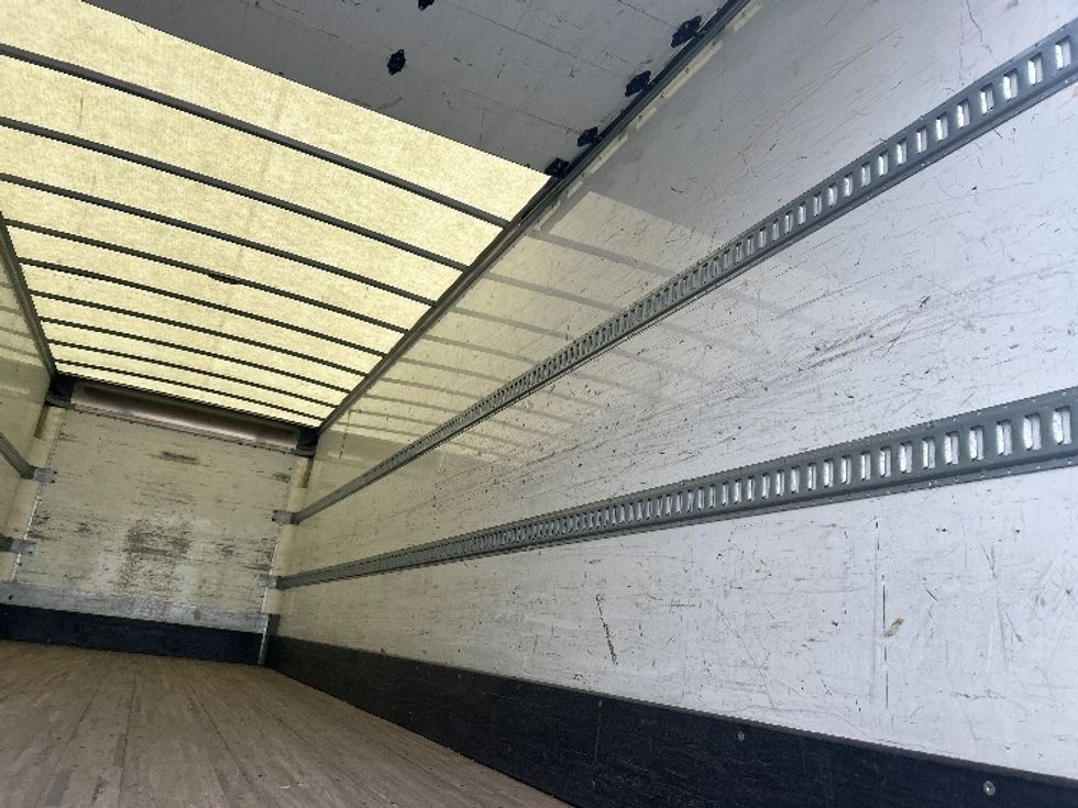 Medium Duty Box Truck-Light and Medium Duty Trucks-Freightliner-2019-M2-Windsor-WI-72,908\n\t\tmiles-$ 62,250 - Image 12