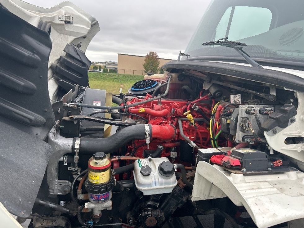 Medium Duty Box Truck-Light and Medium Duty Trucks-Freightliner-2019-M2-Windsor-WI-72,908\n\t\tmiles-$ 62,250 - Image 24