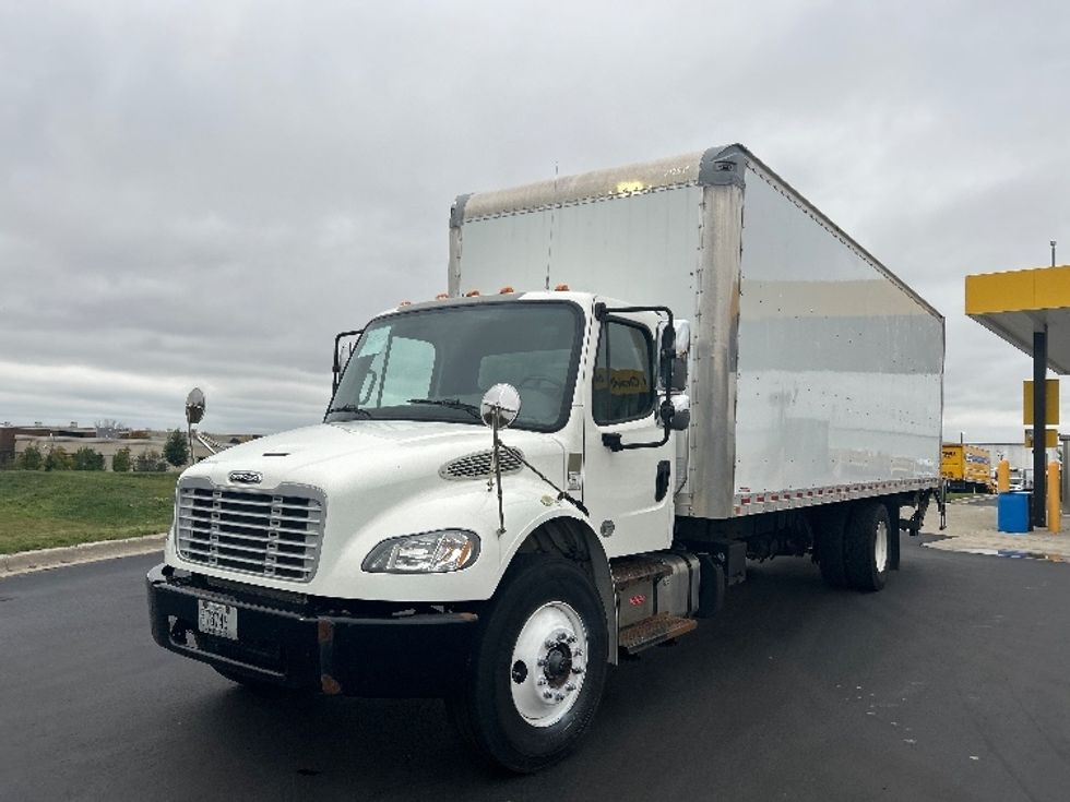 Medium Duty Box Truck-Light and Medium Duty Trucks-Freightliner-2019-M2-Windsor-WI-72,908\n\t\tmiles-$ 62,250 - Image 3
