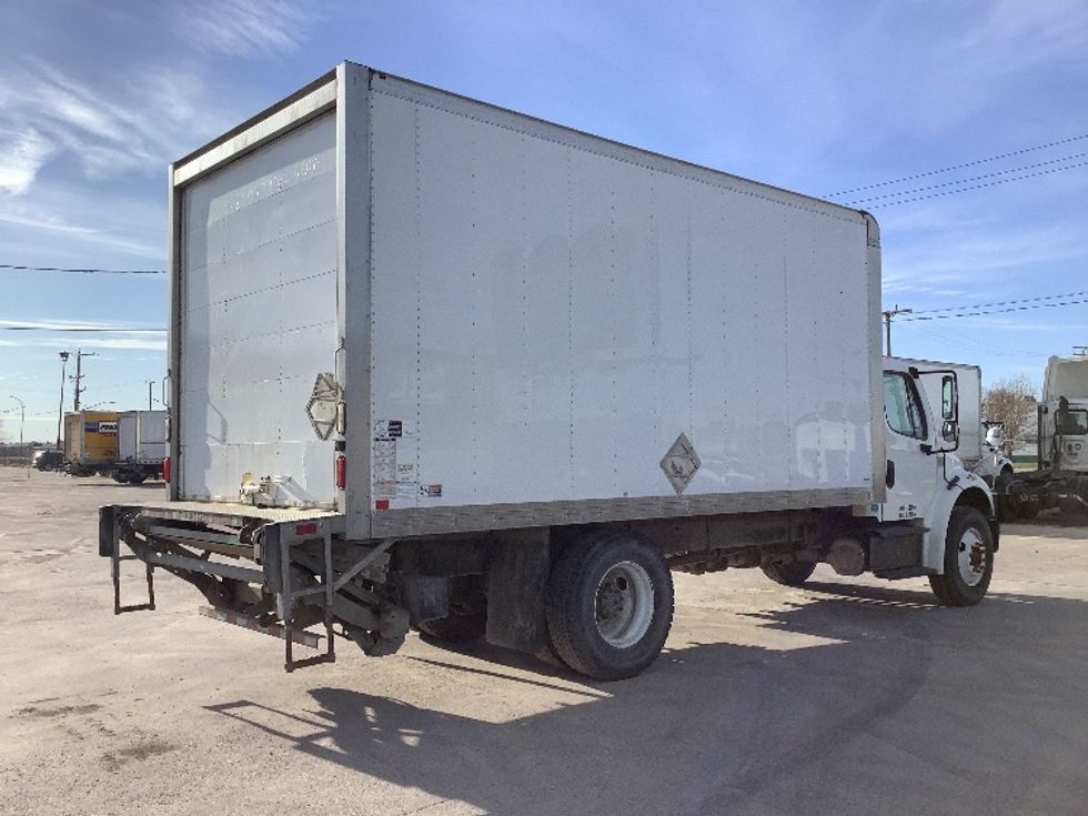 Medium Duty Box Truck-Light and Medium Duty Trucks-Freightliner-2019-M2-Winnipeg-MB-133,578\n\t\tkm-$ 69,500 - Image 13