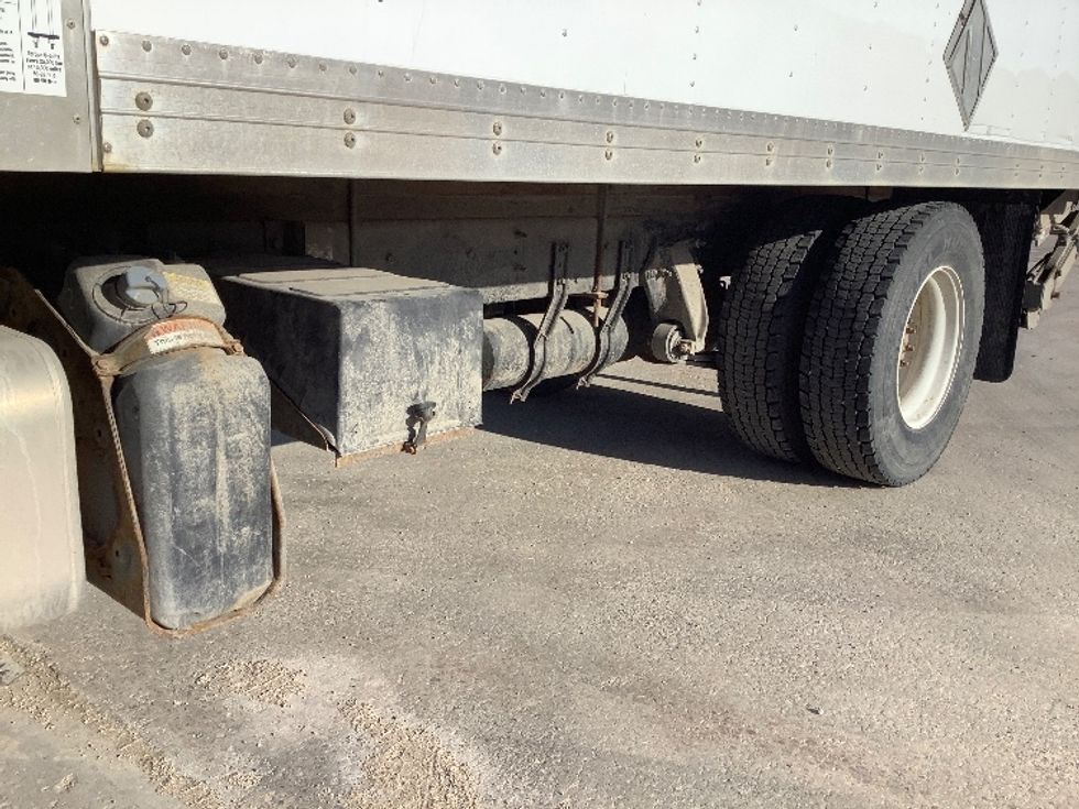 Medium Duty Box Truck-Light and Medium Duty Trucks-Freightliner-2019-M2-Winnipeg-MB-133,578\n\t\tkm-$ 69,500 - Image 5