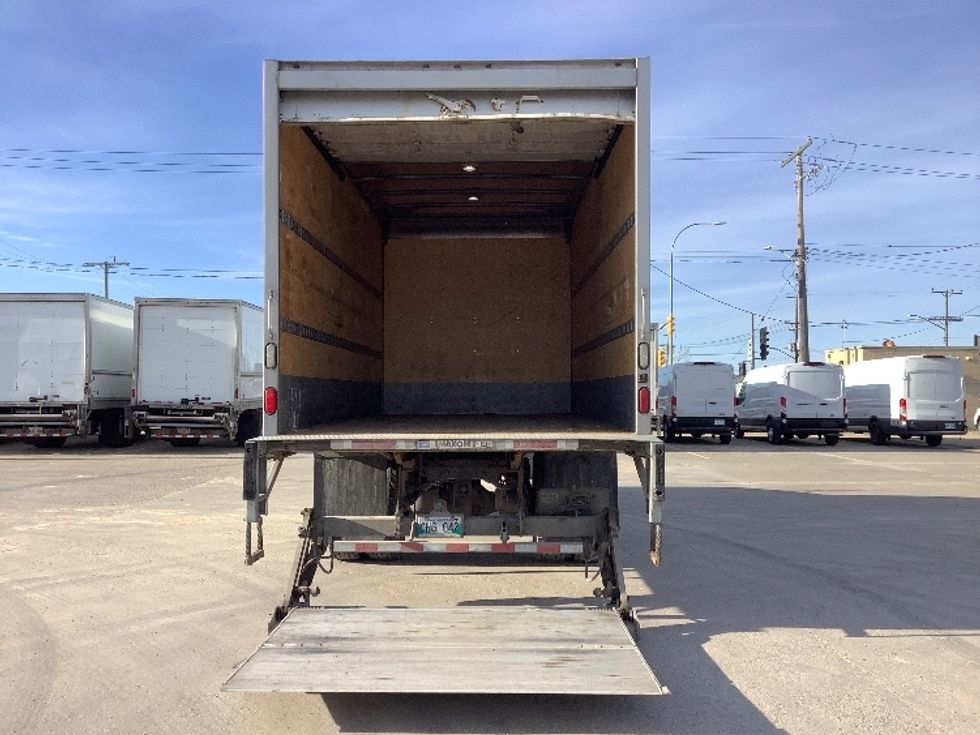 Medium Duty Box Truck-Light and Medium Duty Trucks-Freightliner-2019-M2-Winnipeg-MB-133,578\n\t\tkm-$ 69,500 - Image 9