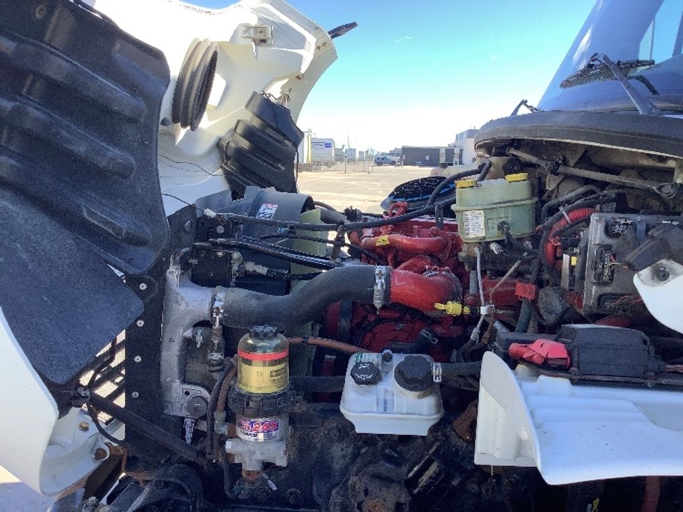Medium Duty Box Truck-Light and Medium Duty Trucks-Freightliner-2019-M2-Winnipeg-MB-294,794\n\t\tkm-$ 62,000 - Image 23