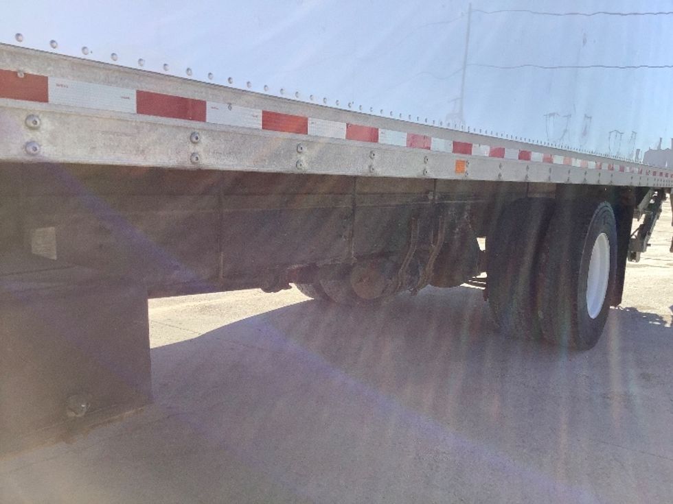 Medium Duty Box Truck-Light and Medium Duty Trucks-Freightliner-2019-M2-Winnipeg-MB-294,794\n\t\tkm-$ 62,000 - Image 5