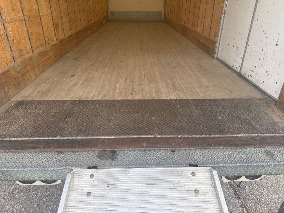 Medium Duty Box Truck-Light and Medium Duty Trucks-Freightliner-2019-M2-Wixom-MI-135,846\n\t\tmiles-$ 56,000 - Image 10