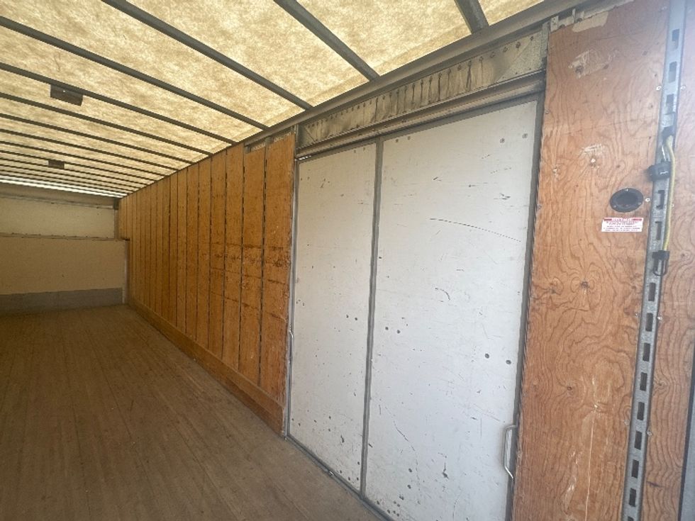 Medium Duty Box Truck-Light and Medium Duty Trucks-Freightliner-2019-M2-Wixom-MI-135,846\n\t\tmiles-$ 56,000 - Image 12
