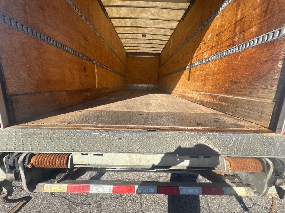 Medium Duty Box Truck-Light and Medium Duty Trucks-Freightliner-2019-M2-Wixom-MI-217,453\n\t\tmiles-$ 45,250 - Image 10
