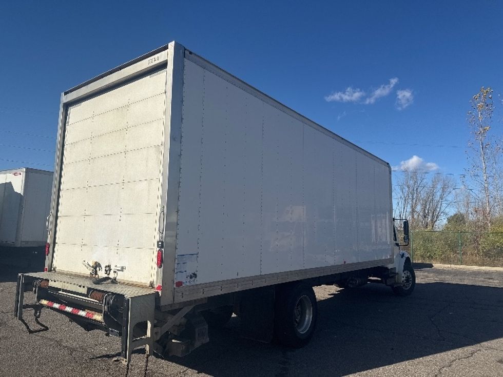 Medium Duty Box Truck-Light and Medium Duty Trucks-Freightliner-2019-M2-Wixom-MI-217,453\n\t\tmiles-$ 45,250 - Image 13
