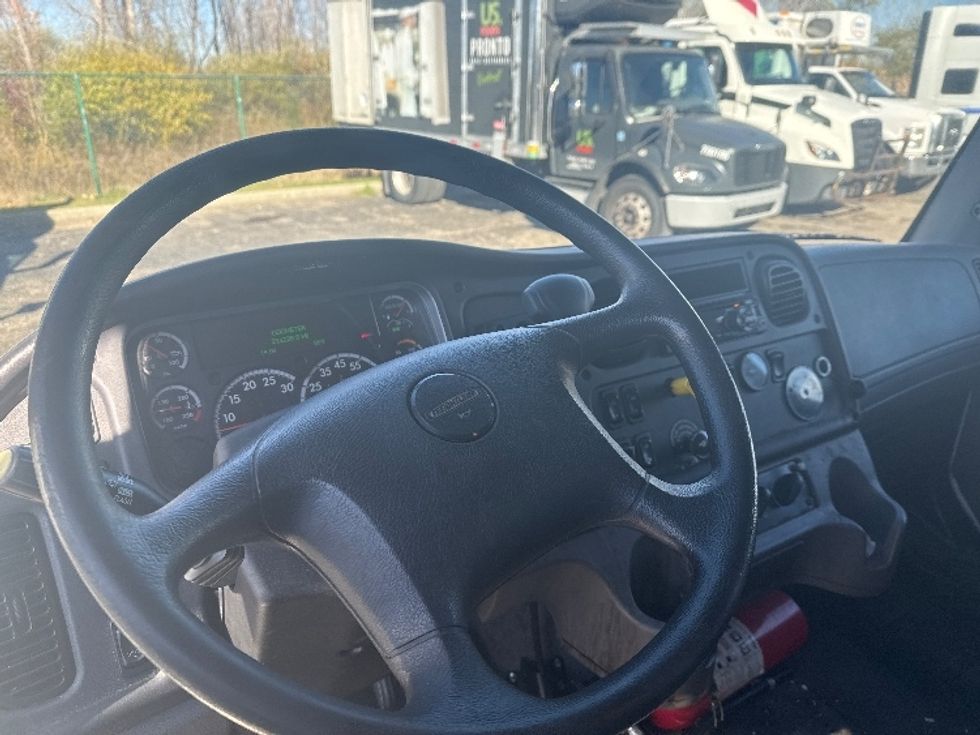 Medium Duty Box Truck-Light and Medium Duty Trucks-Freightliner-2019-M2-Wixom-MI-217,453\n\t\tmiles-$ 45,250 - Image 18