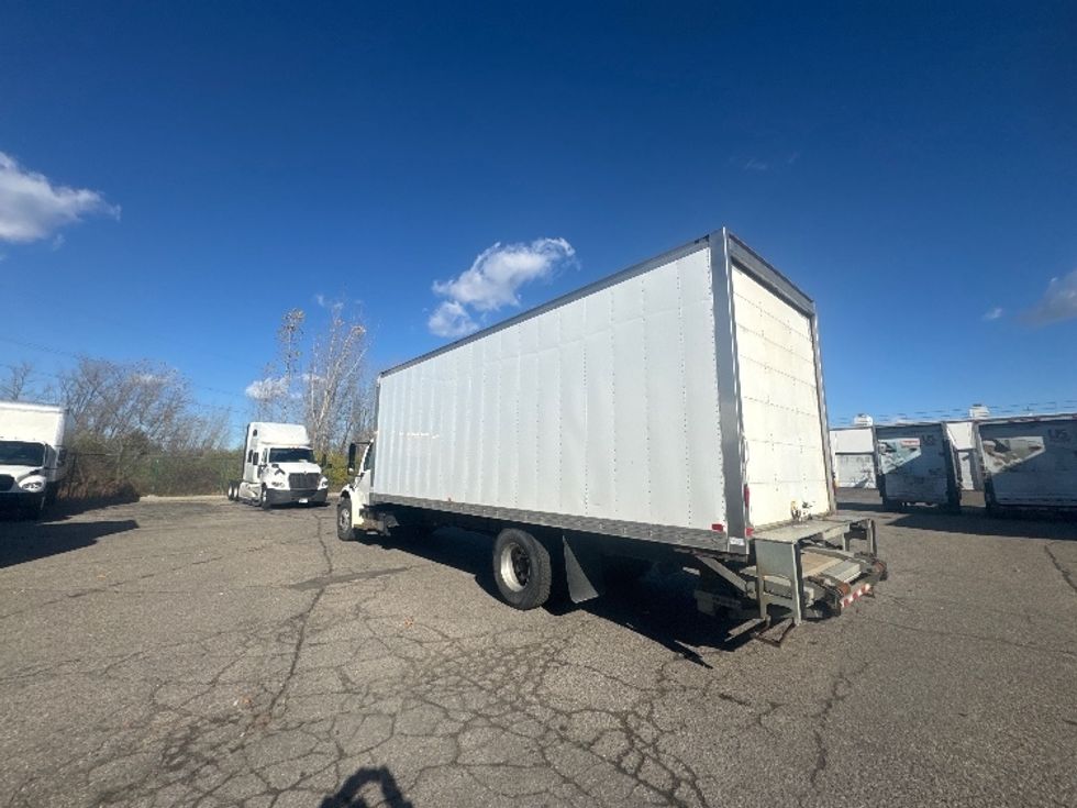 Medium Duty Box Truck-Light and Medium Duty Trucks-Freightliner-2019-M2-Wixom-MI-217,453\n\t\tmiles-$ 45,250 - Image 6