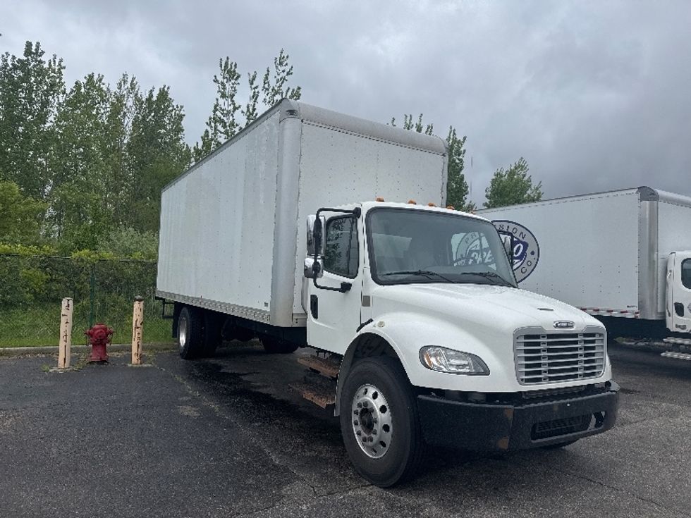 Medium Duty Box Truck-Light and Medium Duty Trucks-Freightliner-2019-M2-Wixom-MI-242,271\n\t\tmiles-$ 34,000 - Image 1