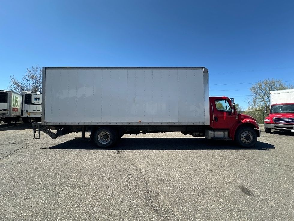 Medium Duty Box Truck-Light and Medium Duty Trucks-Freightliner-2019-M2-Wixom-MI-267,338\n\t\tmiles-$ 37,500 - Image 15