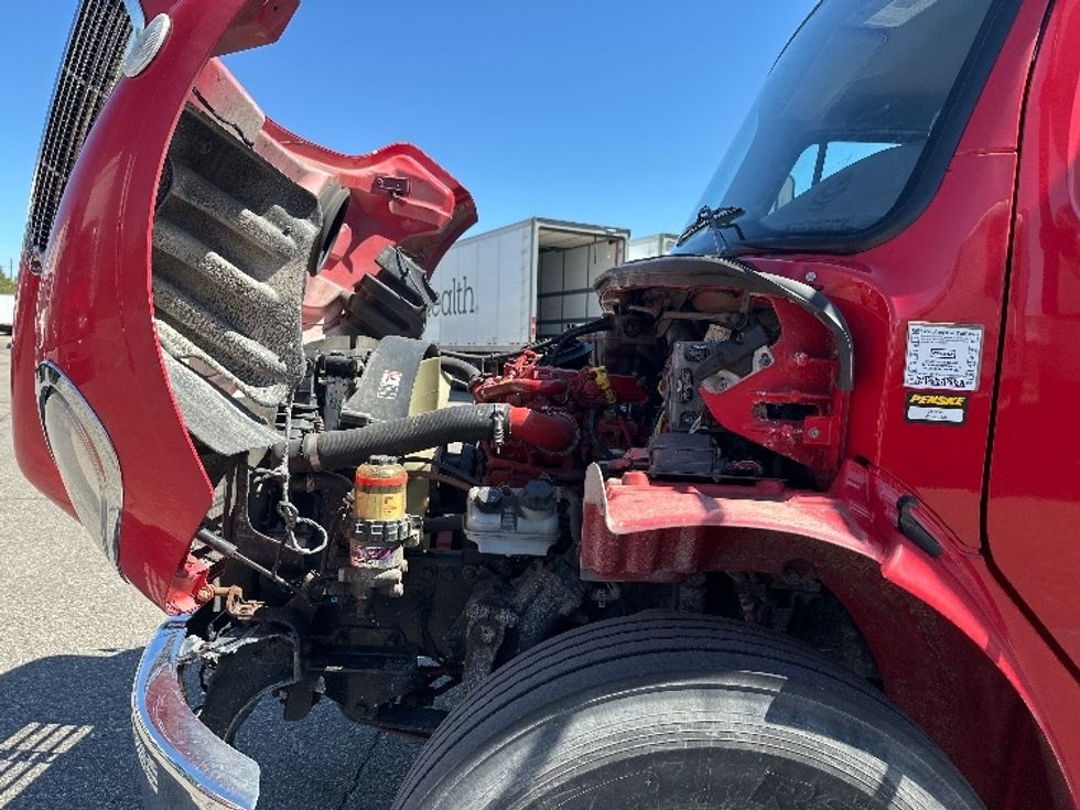 Medium Duty Box Truck-Light and Medium Duty Trucks-Freightliner-2019-M2-Wixom-MI-267,338\n\t\tmiles-$ 37,500 - Image 24
