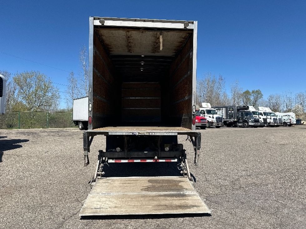 Medium Duty Box Truck-Light and Medium Duty Trucks-Freightliner-2019-M2-Wixom-MI-267,338\n\t\tmiles-$ 37,500 - Image 9