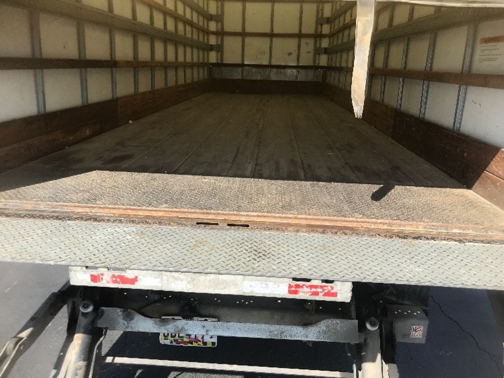 Medium Duty Box Truck-Light and Medium Duty Trucks-Freightliner-2019-M2-York-PA-206,241\n\t\tmiles-$ 41,000 - Image 10