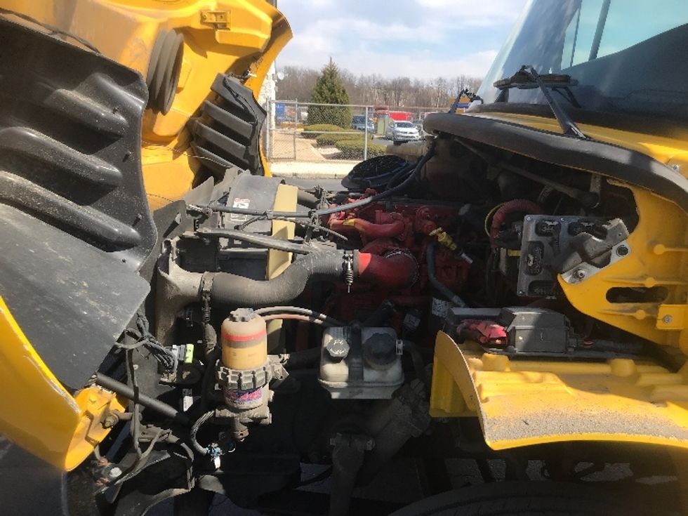 Medium Duty Box Truck-Light and Medium Duty Trucks-Freightliner-2019-M2-York-PA-206,241\n\t\tmiles-$ 41,000 - Image 24