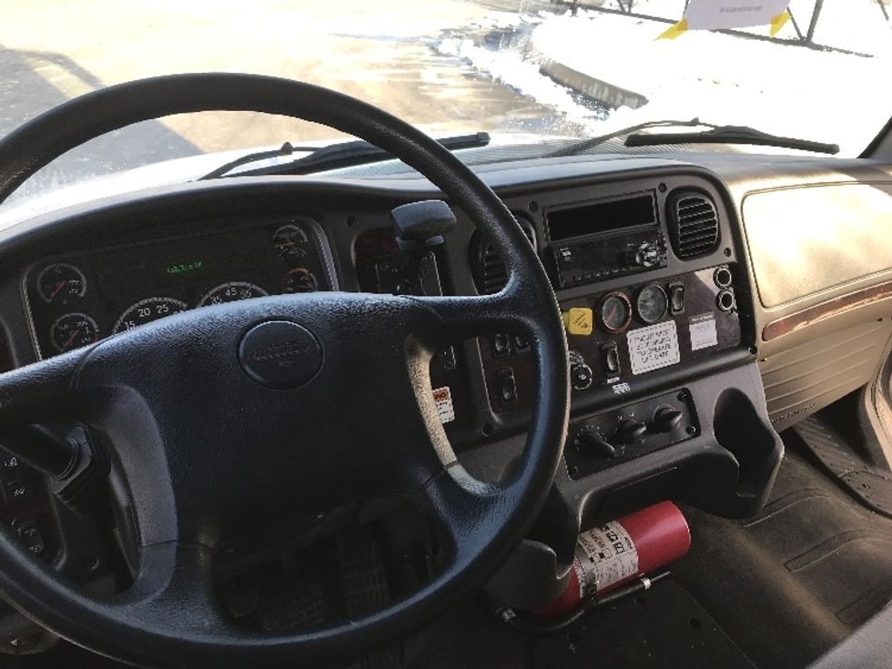Medium Duty Box Truck-Light and Medium Duty Trucks-Freightliner-2019-M2-Zelienople-PA-132,272\n\t\tmiles-$ 57,500 - Image 18