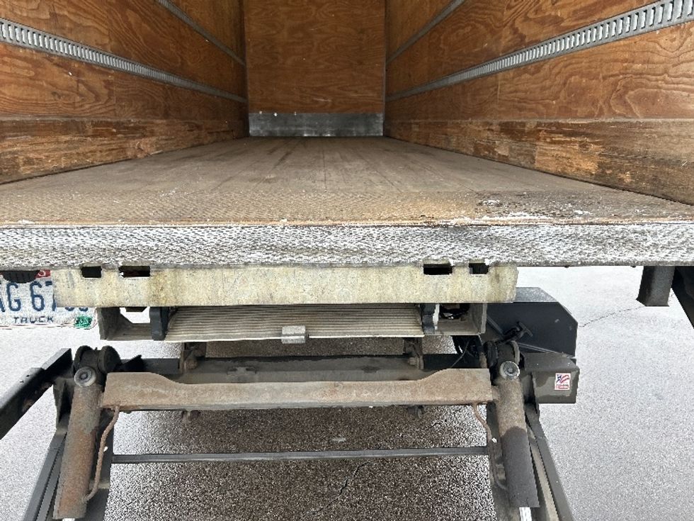 Medium Duty Box Truck-Light and Medium Duty Trucks-Freightliner-2019-M2-Zelienople-PA-183,538\n\t\tmiles-$ 36,250 - Image 10