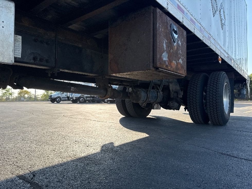 Medium Duty Box Truck-Light and Medium Duty Trucks-Freightliner-2019-M211242S-Mississauga-ON-553,525\n\t\tkm-$ 83,500 - Image 5