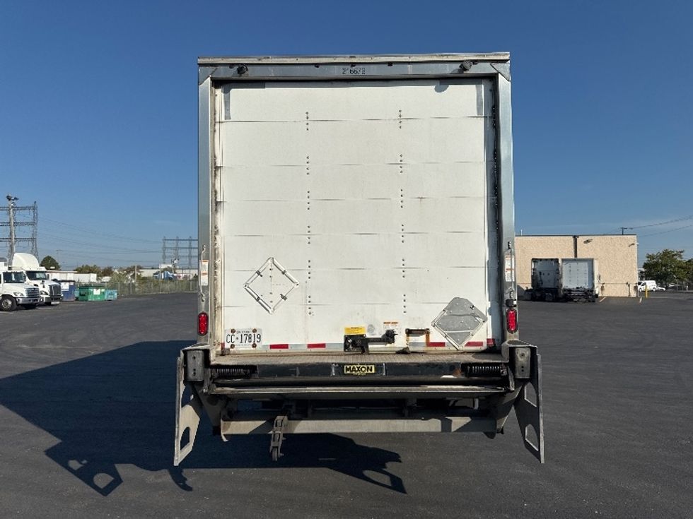 Medium Duty Box Truck-Light and Medium Duty Trucks-Freightliner-2019-M211242S-Mississauga-ON-553,525\n\t\tkm-$ 83,500 - Image 7