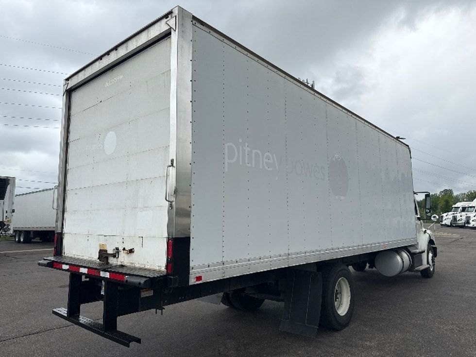 Medium Duty Box Truck-Light and Medium Duty Trucks-Freightliner-2019-M211242S-Romulus-MI-380,513\n\t\tmiles-$ 56,750 - Image 13